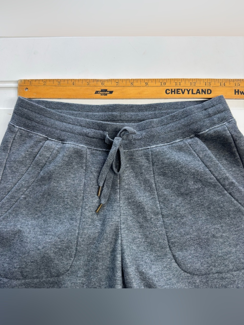 Uniqlo Women’s Sz S Gray Fleece Lined Drawstring Joggers Sweatpants - Picture 4 of 5